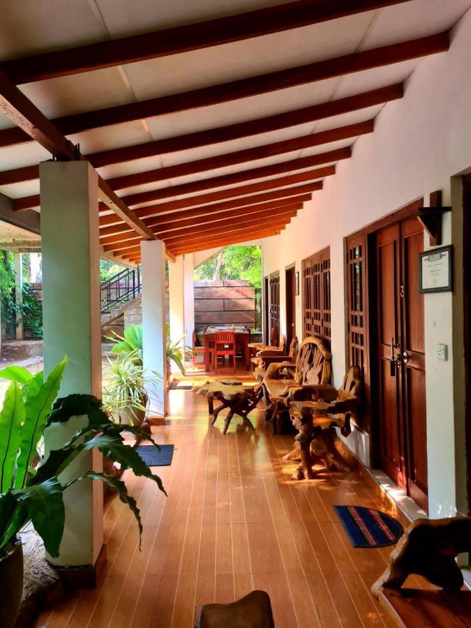 Habarana Dulwan Guest House ภายนอก รูปภาพ